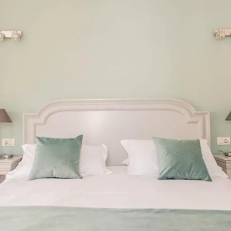 别墅 Adeje Sleeps 8 With Pool *